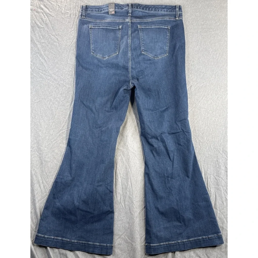Torrid Jeans Sky High A-Line Flare NWT Dark Wash Size 18 R Stretch Boho Wide Leg - Picture 3 of 8
